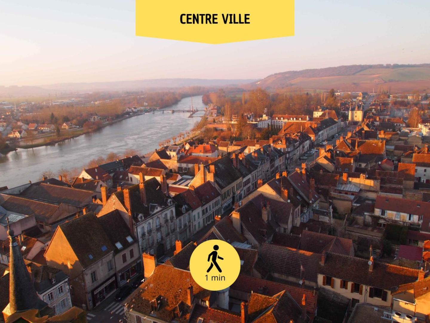 L'Expedition - Best Keys - Experience Unique - Deco Immersive - Lit Queen Size & Canape Convertible - Centre Ville - Netflix & Wifi Illimite - Check-In Autonome - Parking Gratuit Villeneuve-sur-Yonne Buitenkant foto
