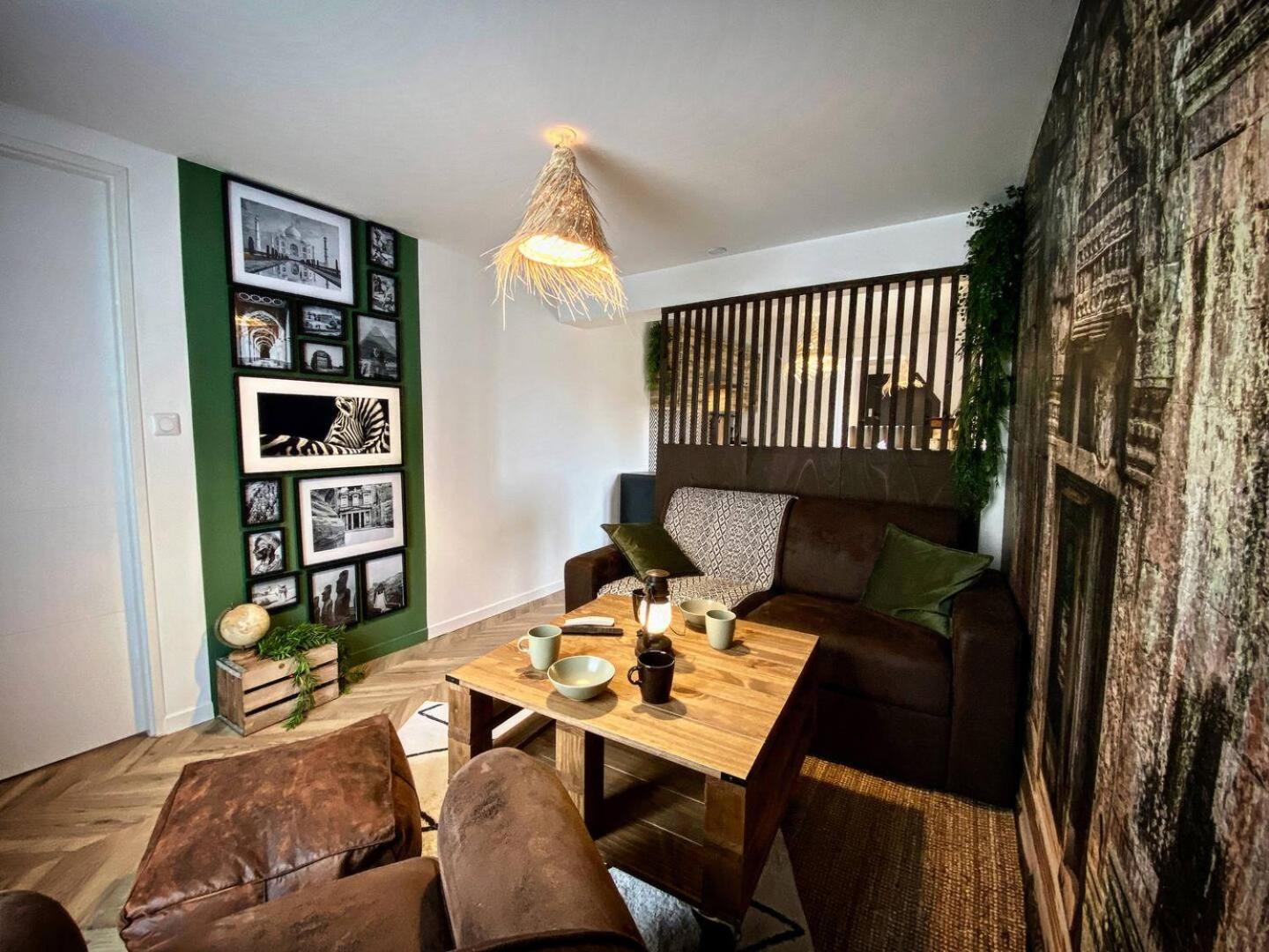 L'Expedition - Best Keys - Experience Unique - Deco Immersive - Lit Queen Size & Canape Convertible - Centre Ville - Netflix & Wifi Illimite - Check-In Autonome - Parking Gratuit Villeneuve-sur-Yonne Buitenkant foto
