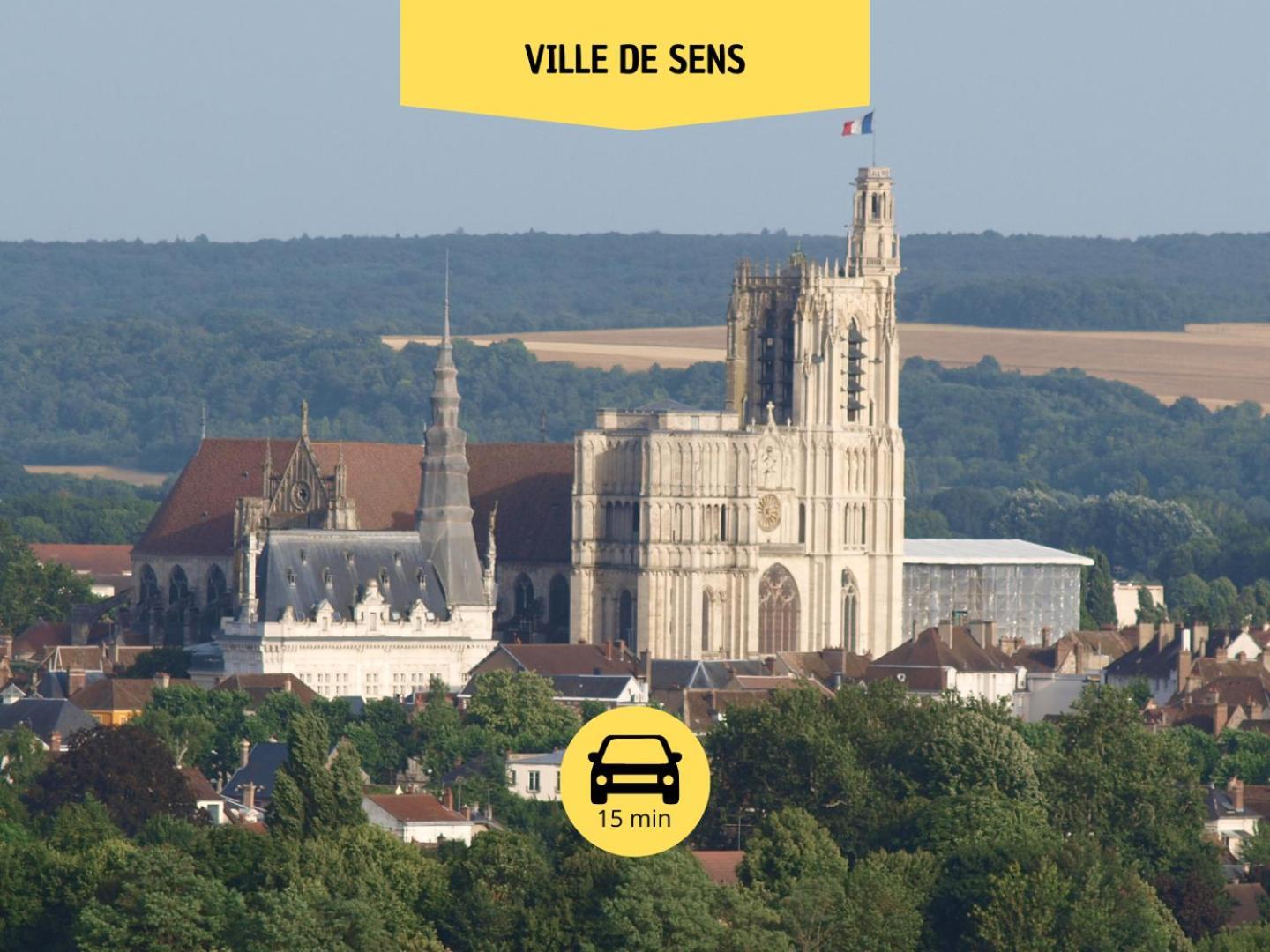 L'Expedition - Best Keys - Experience Unique - Deco Immersive - Lit Queen Size & Canape Convertible - Centre Ville - Netflix & Wifi Illimite - Check-In Autonome - Parking Gratuit Villeneuve-sur-Yonne Buitenkant foto